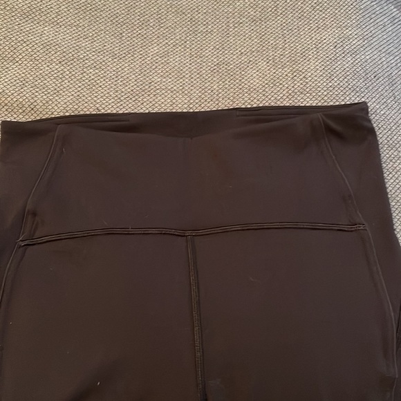 Lululemon mesh insert black leggings - Picture 5 of 5